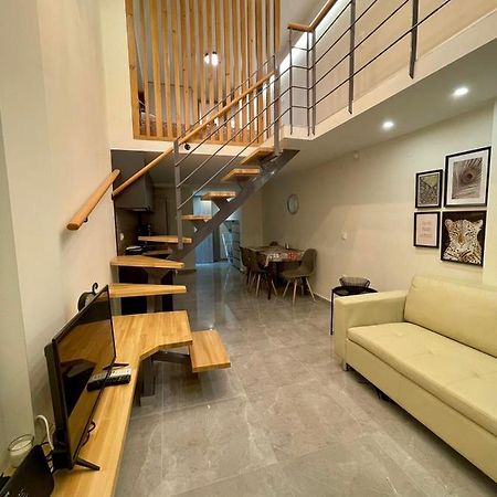 Minimal Two-Floor Apartment Szaloniki Kültér fotó